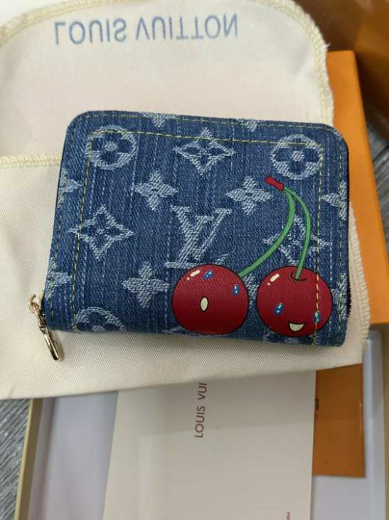 Picture of Louis Vuitton Wallets _SKUfw237689391fw